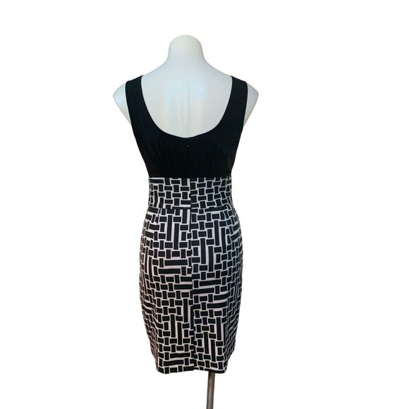 Trina Turk Sheath Dress Black & White SMALL Basket Weave Print - Picture 5 of 9